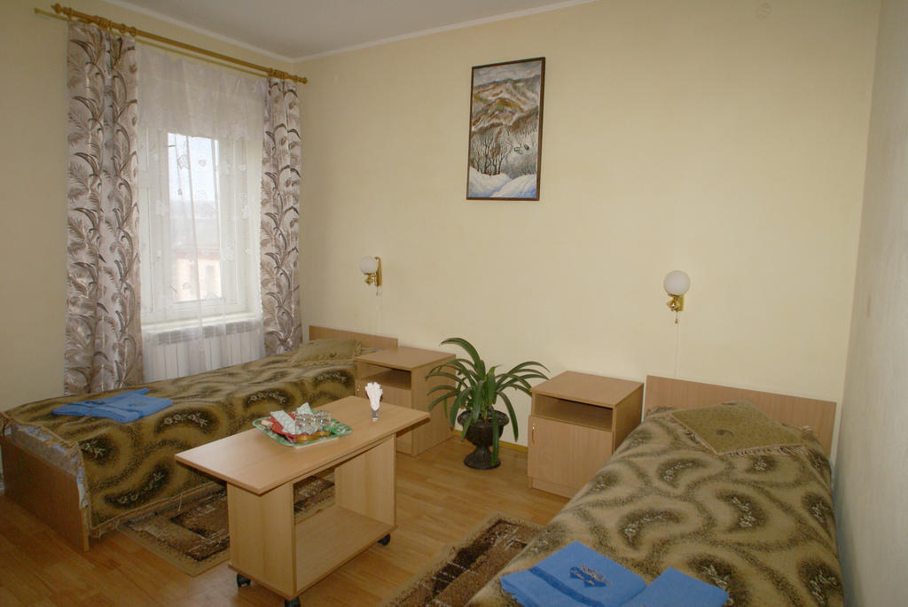 Europa Hotel Rahău Cameră foto